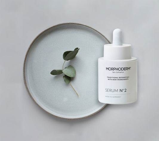 SERUM N°2: Bio Jojobasamenöl als antibakterieller Wirkstoff & griechisches Bio Olivenöl als wahrer Alleskönner
